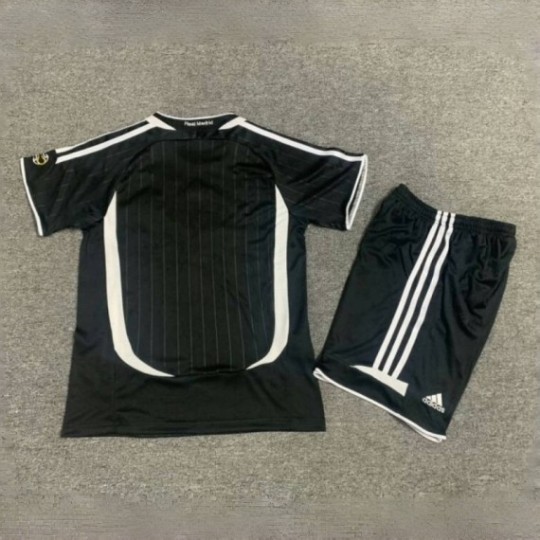 Real Madrid 2006/07 Away Retro Vintage
