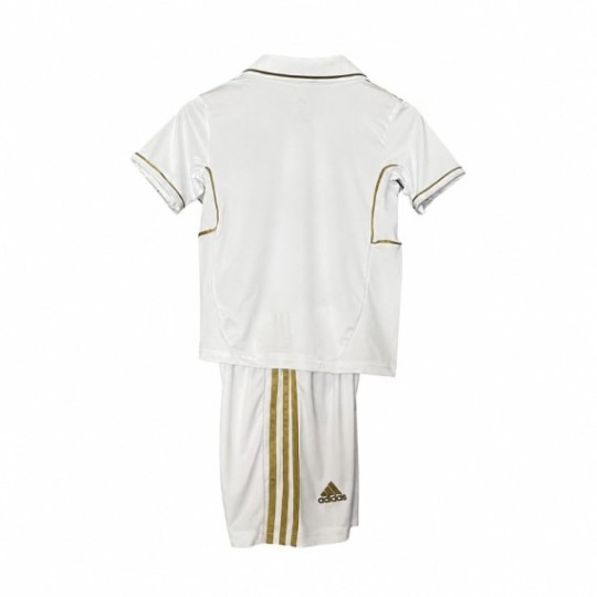 Real Madrid Retro Home Jersey 2011/12