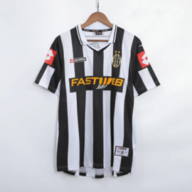 Juventus Retro Home Shirt 2001/02 Men