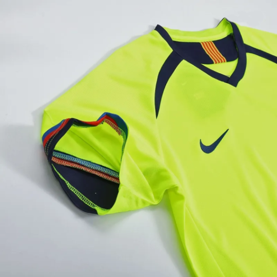 Barcelona Away Retro Jersey 2005/06